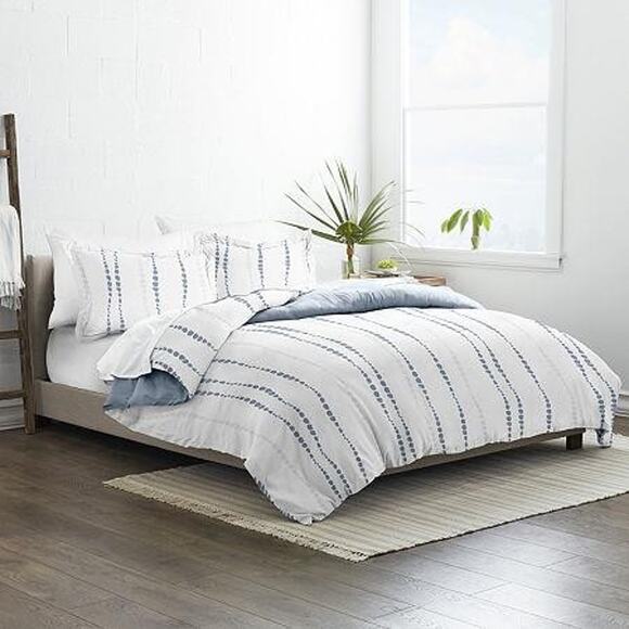 iEnjoy Home Feather Patterned King 3 Pc Duvet Set - Picture 1 of 5